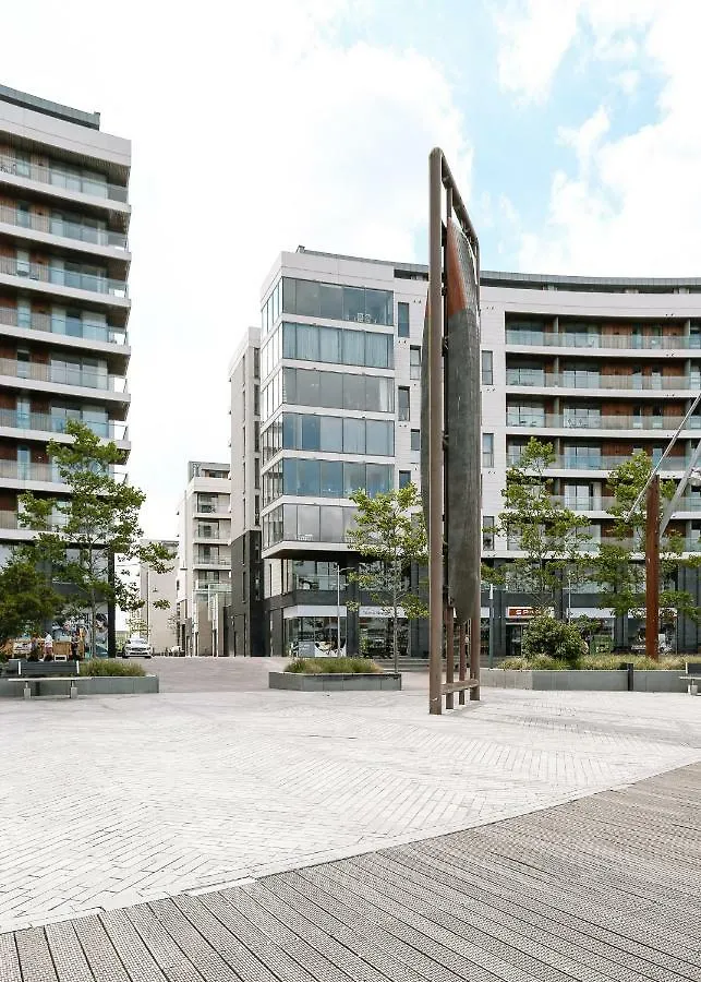 Luxury Apartment Marina Views At Titanic Quarter Belfast 0*,